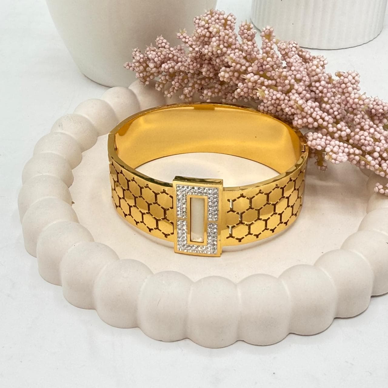 White Stone Handcuff