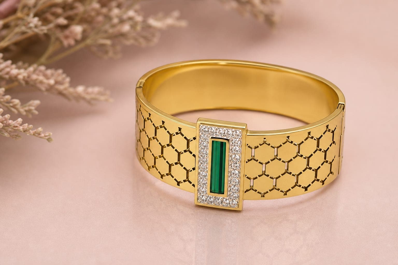 Green Stone Handcuff — photo 2