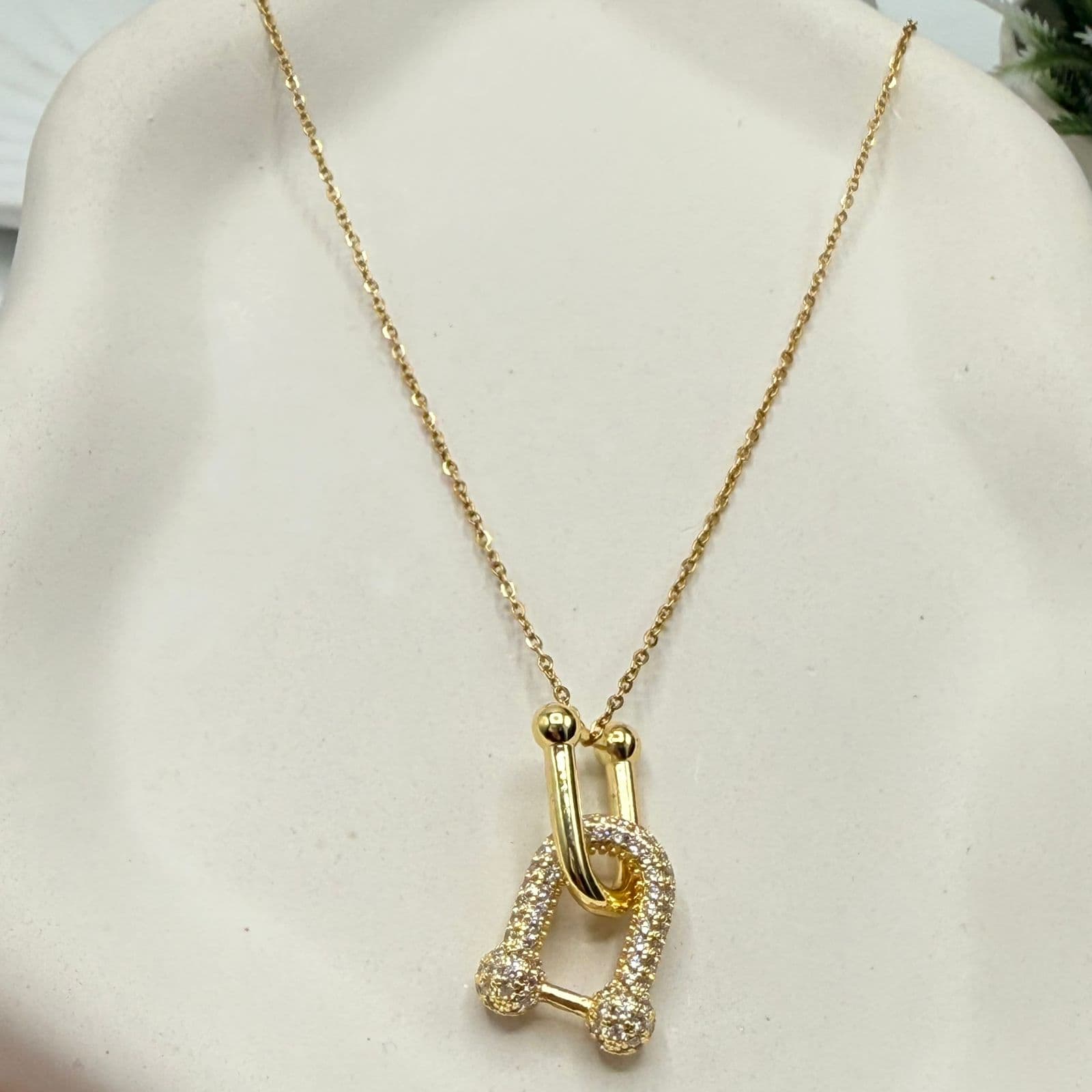 Anne Tiffany Necklace