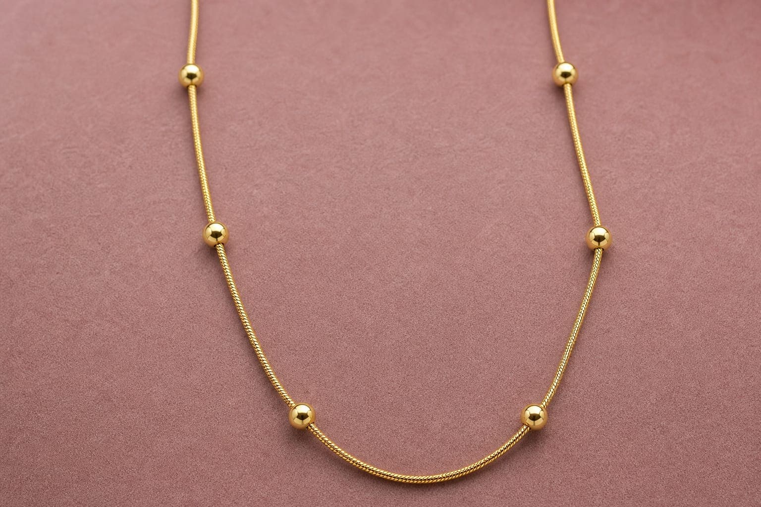Golden Beaded Necklace — photo 3